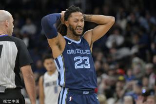 她不仅避免 她不仅避免