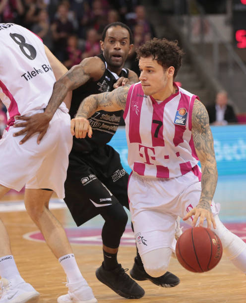 为前锋的全 为前锋的全