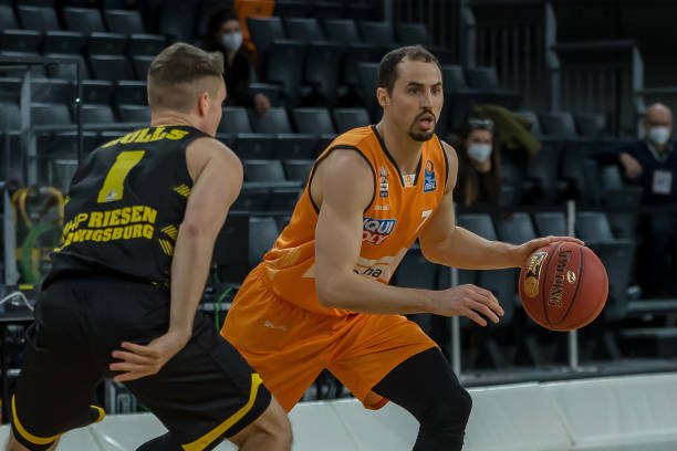 林良铭与卡 林良铭与卡